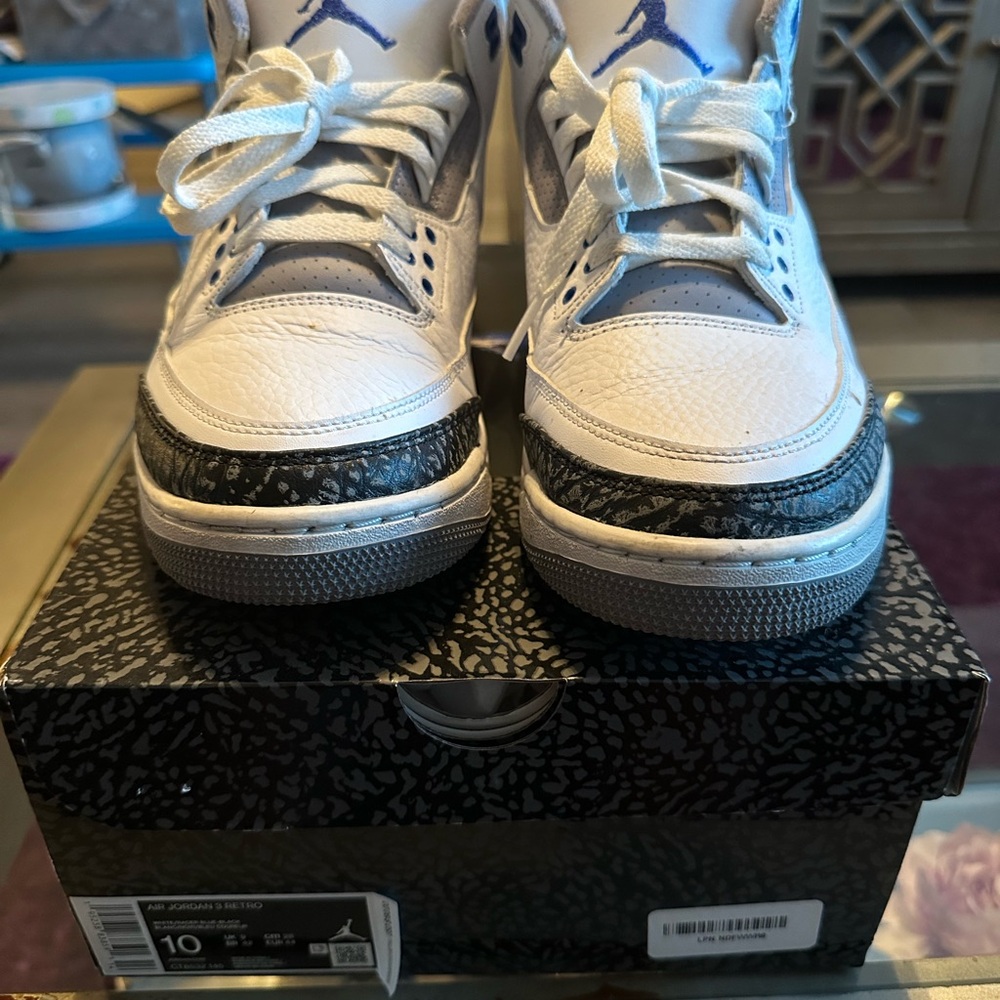 Air Jordan 3 Retro Sneakers